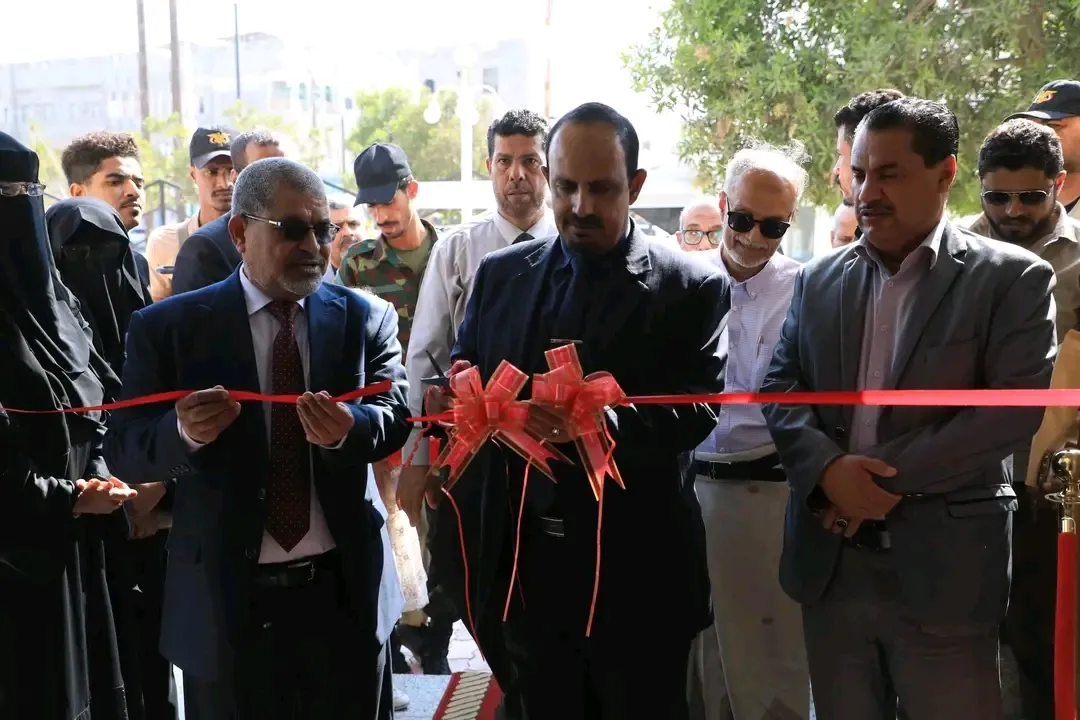 المحافظ بن ماضي يدشّن \"الهاكثون الأول لريادة الأعمال\" بجامعة حضرموت ويؤكد أهمية الحدث في تحويل الطلاب إلى \"قادة مشاريع\"