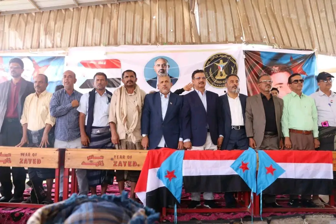 أبناء أبين يواصلون اعتصامهم المفتوح للمطالبة بإعلان دولة الجنوب العربي