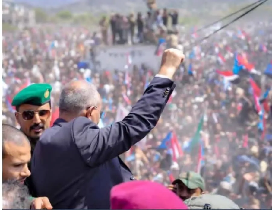 السيادة للشعب .. اصطفاف جنوبي يجسد الثقل الجماهيري للرئيس الزُبيدي