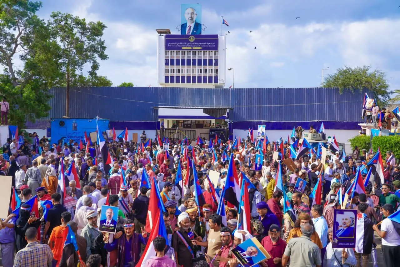 إرادة لا تُكسر… شعب الجنوب يجدد العهد ويحمي مشروعه بإجماع لا يتزعزع