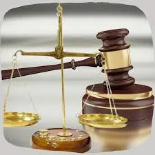 مذكرة قانونية دستورية بشأن انعدام قرارات إسقاط عضوية أعضاء مجلس القيادة الرئاسي وإحالتهم للتحقيق مقدمة إلى الجهات القضائية والرقابية المختصة