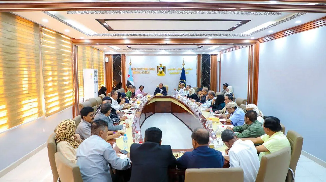 الهيئة الإدارية للجمعية الوطنية تناقش المشهدين السياسي والميداني في الجنوب وتؤكد اصطفافها خلف القيادة السياسية للمجلس الانتقالي