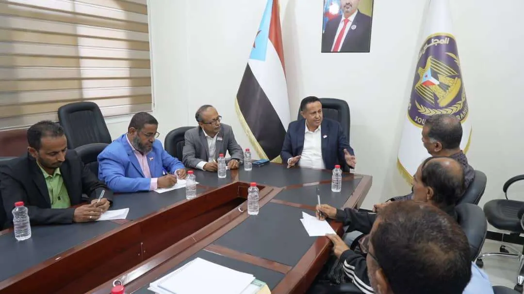الحالمي يلتقي قيادة الاتحاد العام لنقابات عمال الجنوب ويؤكد أهمية العمل النقابي ووحدة الصف