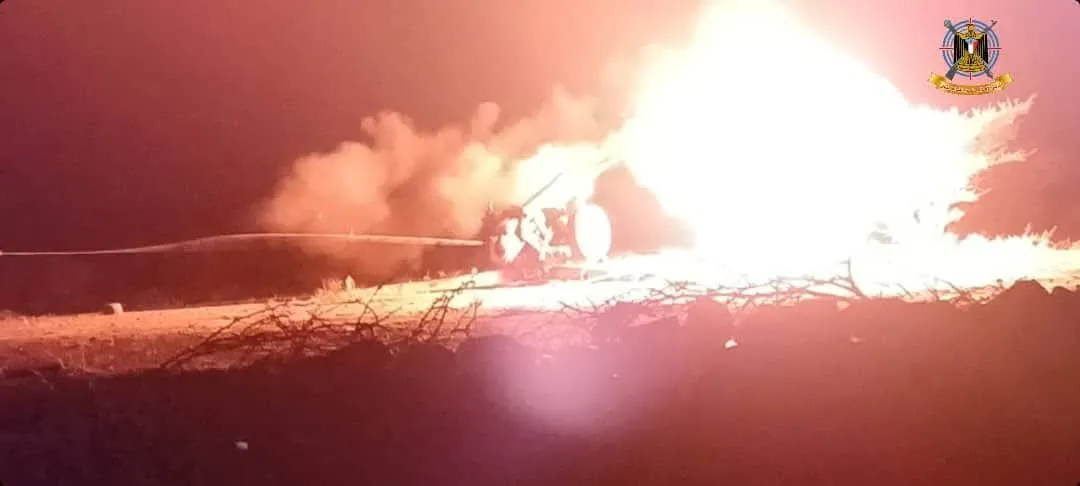 قصف مدفعي يستهدف تجمع آليات حوثية شمال الضالع ويكبدها خسائر كبيرة