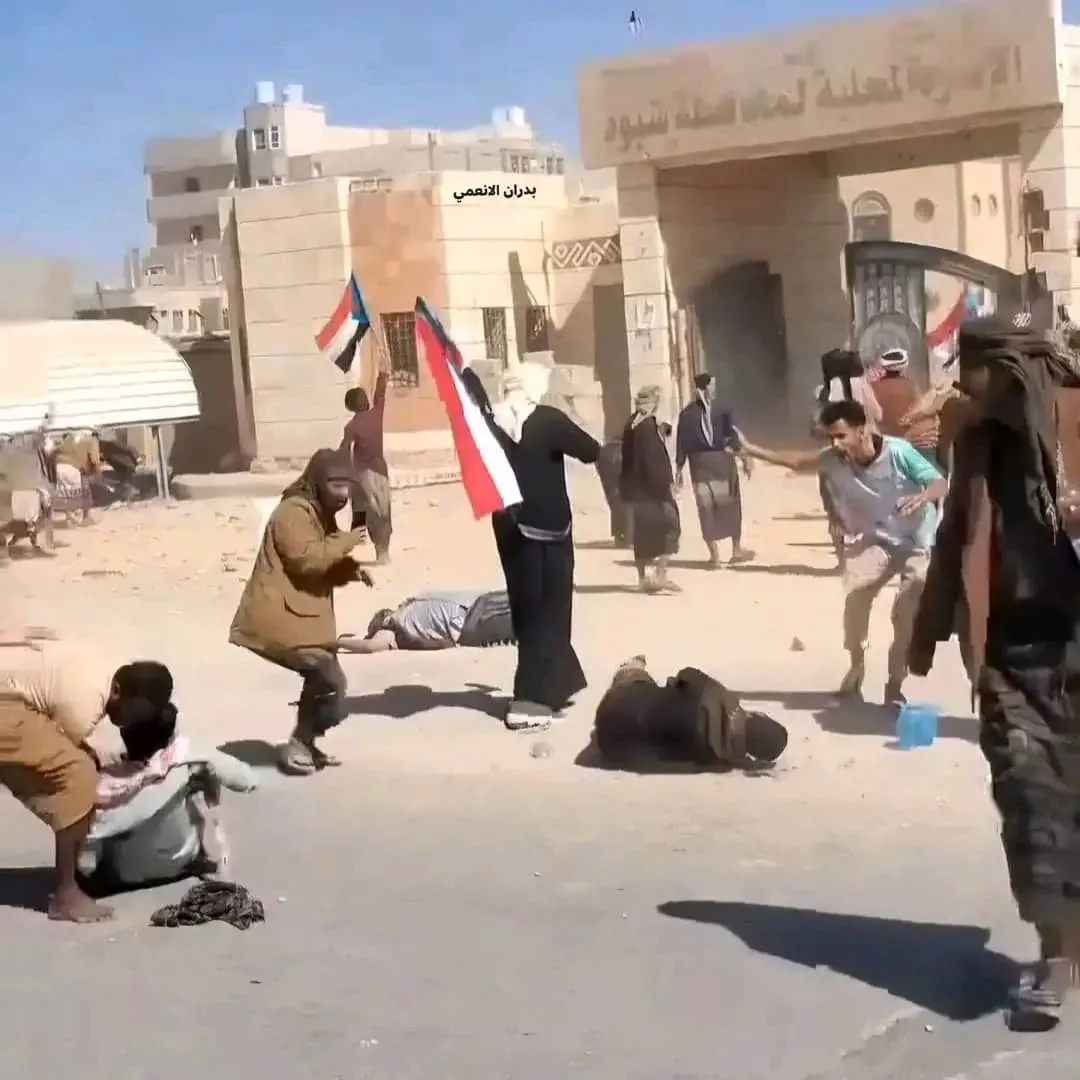 نيران الداخل.. هل يبتلع \"فخ الفتنة\" أحلام الجنوبيين؟