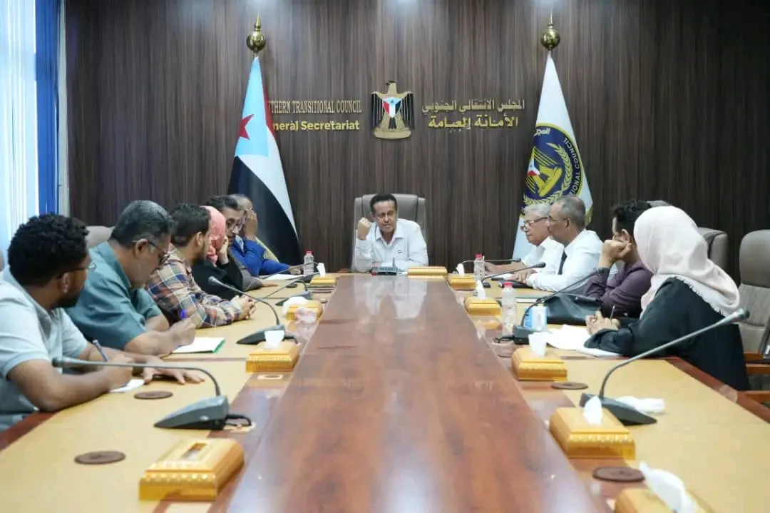 الأمانة العامة تؤكد أن إرادة شعب الجنوب القوية تظل هي الصخرة الصلبة التي تتكسر عليها كافة المؤامرات