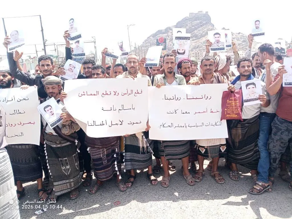 بعد 11 عاماً من التضحيات.. لواء بارشيد يحتج على قطع رواتبه ويحمل الجهات المسؤولية