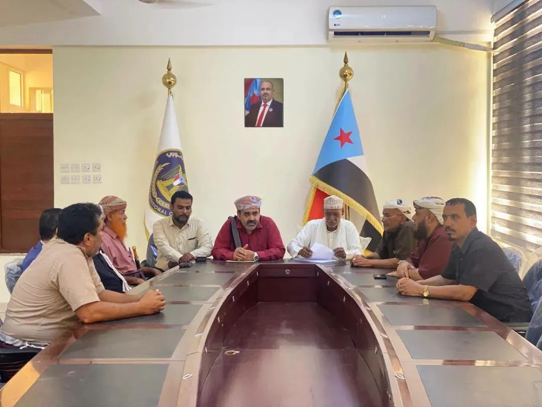 اللجنة التحضيرية تقف أمام آخر الترتيبات لانعقاد اللقاء الموسع لاتحاد قبائل الجنوب بالعاصمة عدن