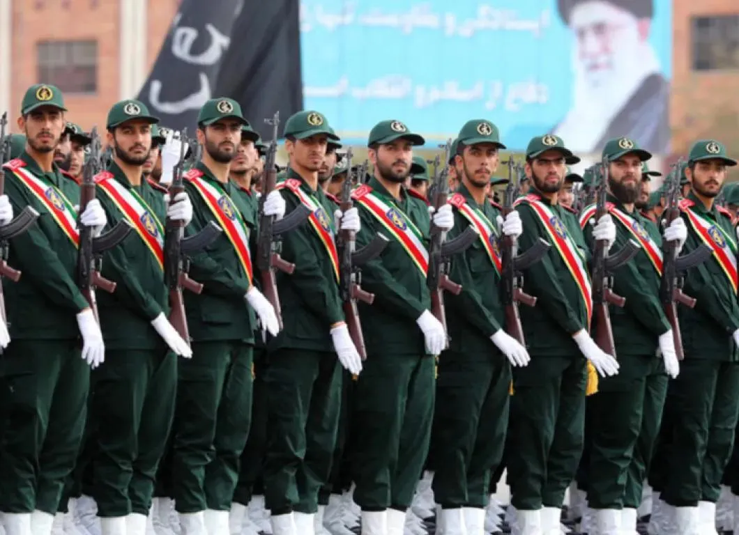 الاستراتيجية الإيرانية لتحويل العالم العربي إلى حديقة خلفية لميليشياتها