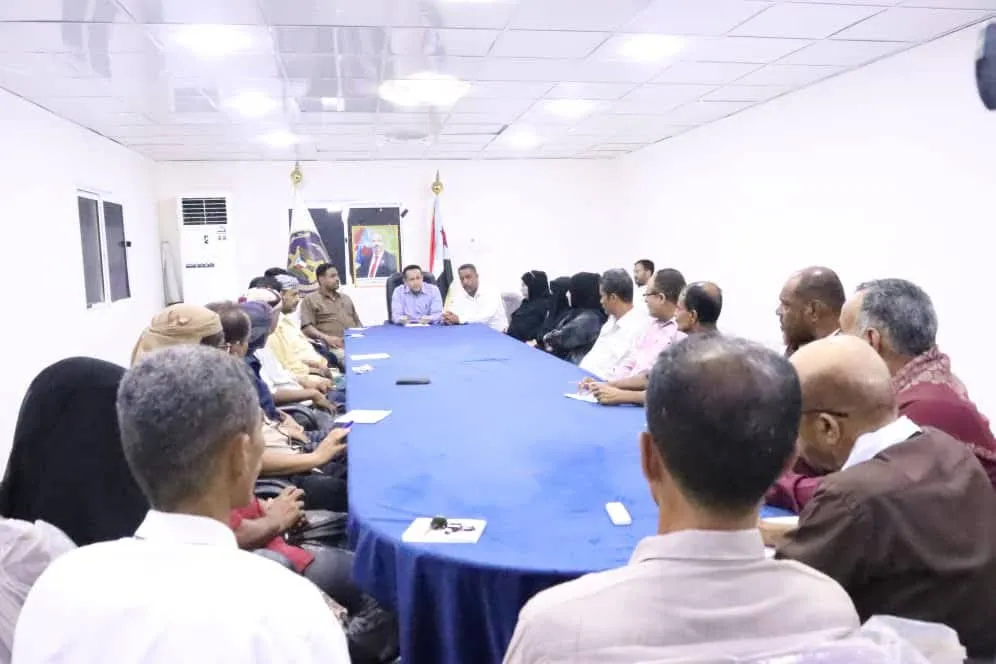 الحالمي يرأس اجتماعاً بتنفيذية انتقالي لحج ويشدد على إنجاح مليونية ذكرى تفويض الرئيس الزُبيدي