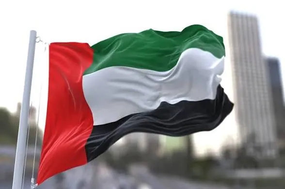 «الصقر والنعامة».. مادة تلفزيونية إماراتية تشعل جدلاً خليجياً واسعاً حول الموقف من إيران