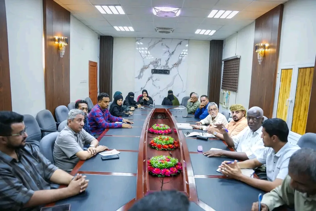 انتقالي العاصمة عدن يعقد الاجتماع الدوري الأول لشهر مايو ويناقش تعزيز الانضباط المؤسسي