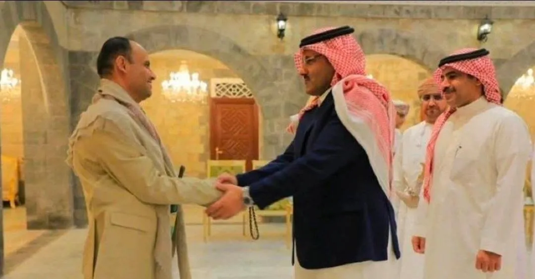 الرياض والحوثي.. حين تتحول التنازلات إلى طعنة في ظهر الجنوب