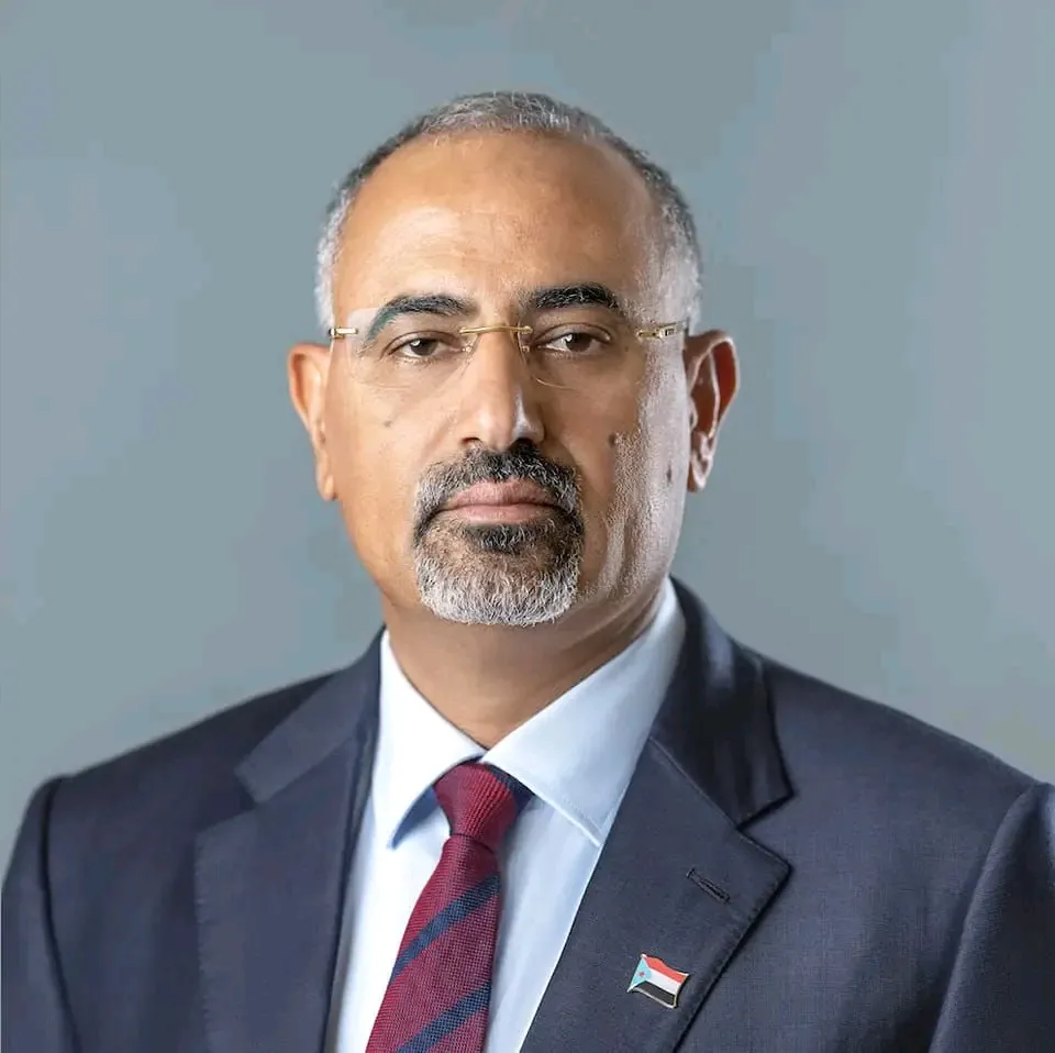 الرئيس القائد عيدروس الزبيدي.. بين ثبات الموقف وتحديات المرحلة السياسية
