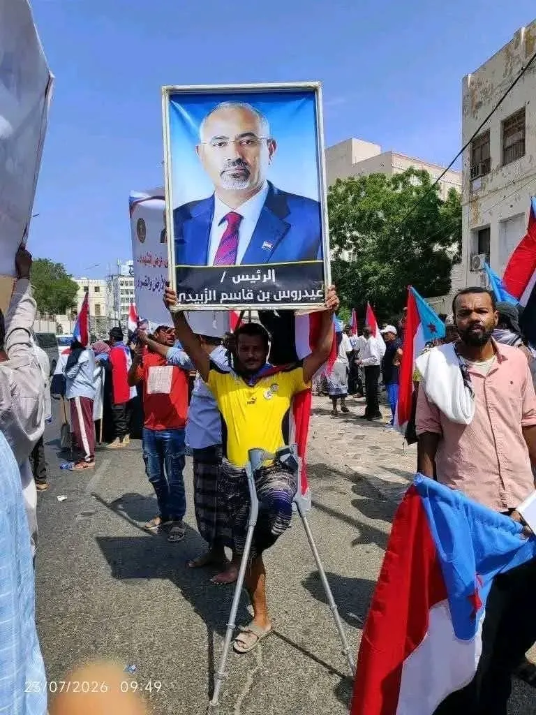 الرئيس عيدروس الزُبيدي.. عندما تتحول محاولات التشوية إلى وقودٍ يعزز الالتفاف الشعبي من المحلية الى الزعامة القومية