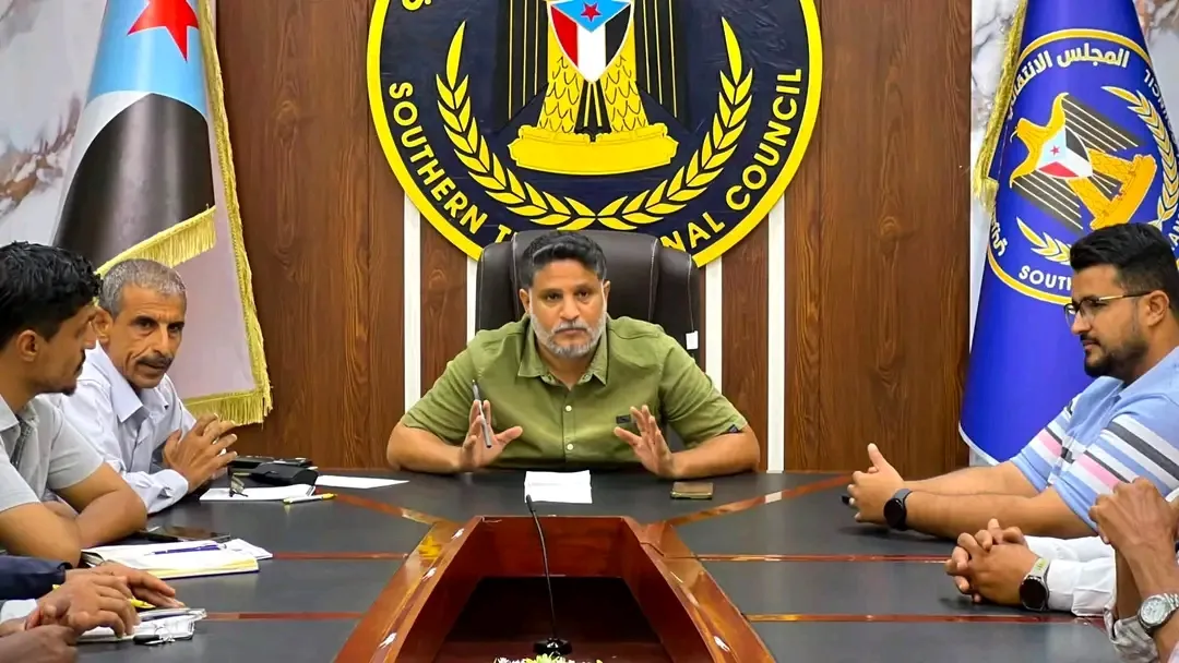 انتقالي العاصمة عدن يناقش التحضيرات لمليونية 7 يوليو ويؤكد رفض محاولات استهداف قضية الجنوب