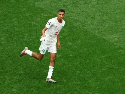 منافس إسباني يهدد طموح برشلونة في ضم عز الدين أوناحي هل تتم الصفقة مقابل 10 ملايين يورو؟
