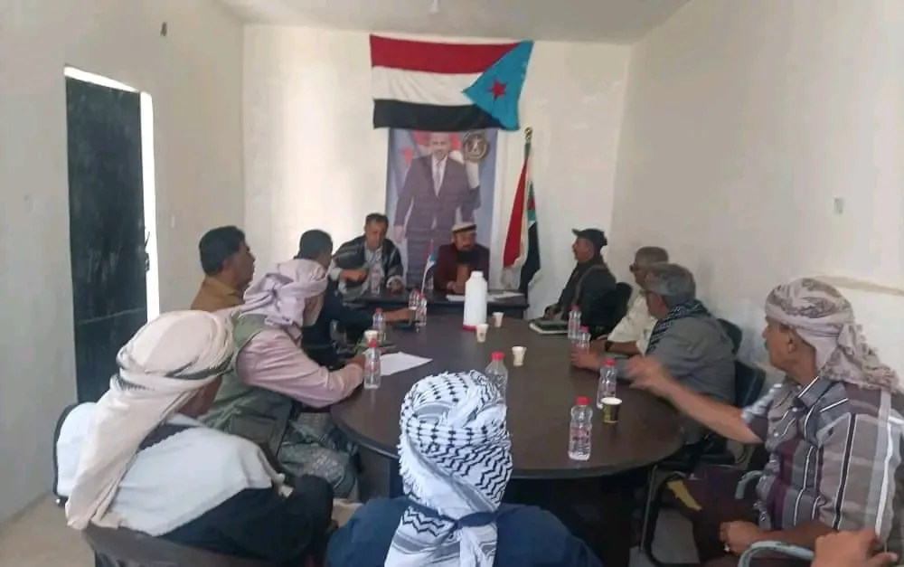 تنفيذية انتقالي لبعوس تعقد اجتماعًا استثنائيًا وتؤكد مواصلة التصعيد الشعبي