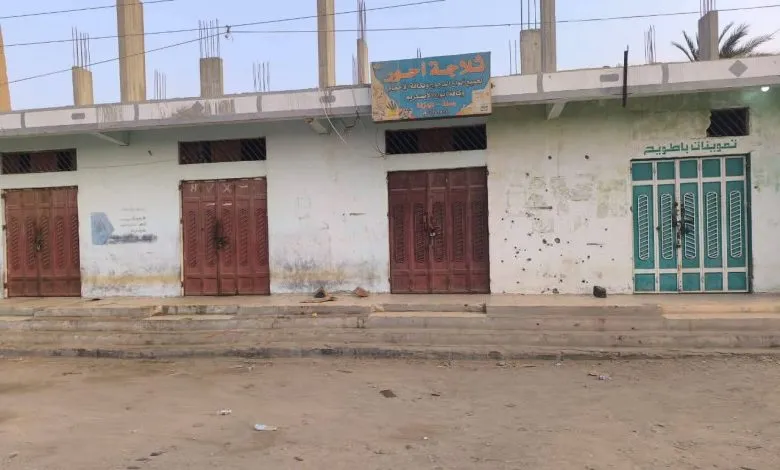 للأسبوع الثالث على التوالي.. أحور تشل الحركة وتُعلن العصيان المدني رفضا لانهيار الخدمات