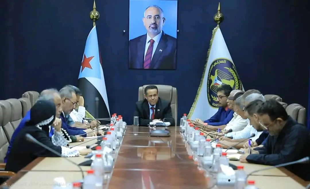 في اجتماع استثنائي للامانة العامة .. اللجنة العسكرية تستعرض الاستعداد للمليونية الكبرى للذكرى ٥٥ لتأسيس الجيش الجنوبي