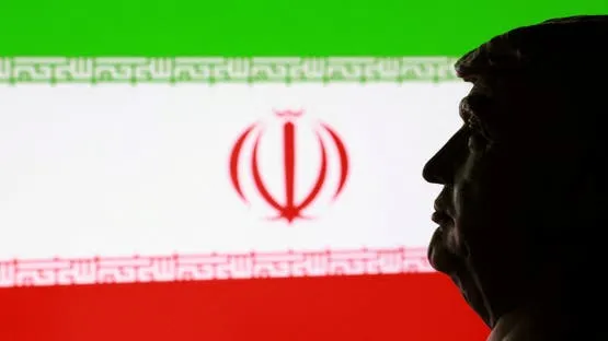 ترامب يفتح جبهة اقتصادية جديدة ضد إيران.. عقوبات تاريخية لخنق النفط والمال وإجبار طهران على تغيير حساباتها