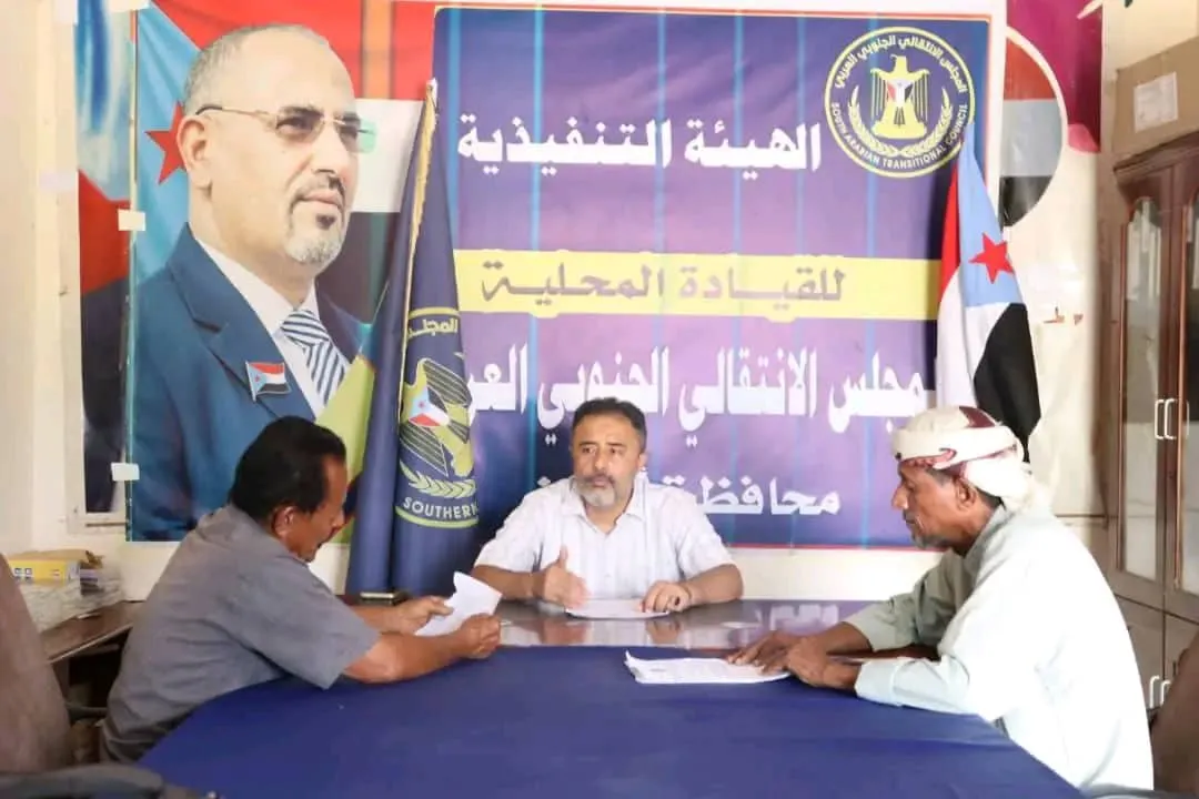 عضو هيئة الرئاسة رئيس تنفيذية انتقالي أبين يلتقي قيادتي انتقالي زنجبار وخنفر