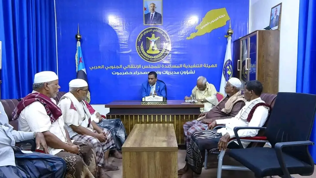 التميمي يلتقي حافة تاربة البلاد للألعاب الشعبية ويؤكد دعم الهيئة للأنشطة التراثية بحضرموت