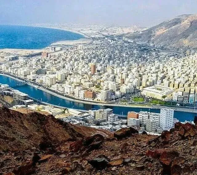 حضرموت بين مخالب النهب ووصاية القرار: أزمة الثروة والهوية في معقل الجنوب الاستراتيجي